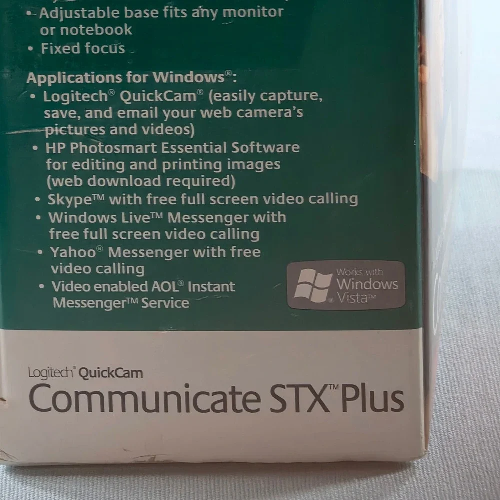 Logitech QuickCam Communicate STX Plus Webcam with Headset RightLight VGA USB